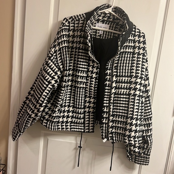 Tribal Houndstooth Bomber Jacket - Faux Leather Trim (Sleeves/Collar) - Picture 7 of 15